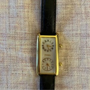 Vintage Fossil Women’s Watch, Two Faces and Leather Band.
